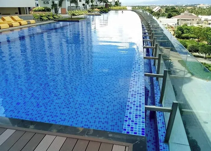 호텔 8 Newtown Boulevard By Hiverooms *